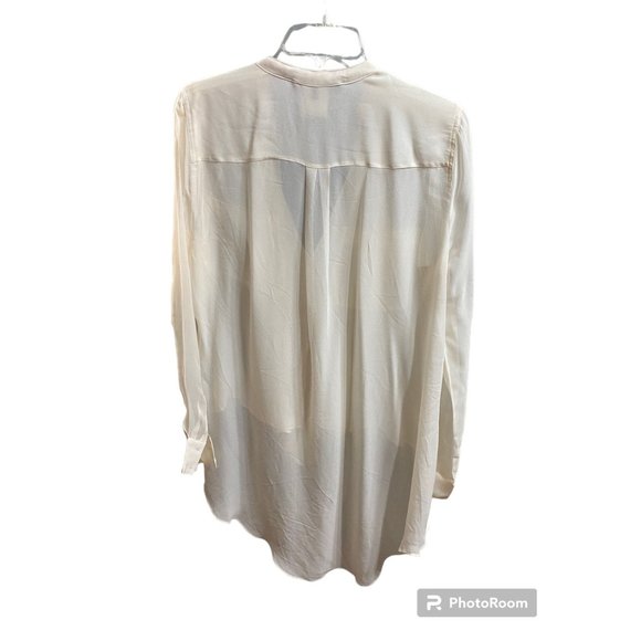NWOT 100% Silk Hi- Low BCBG Max Azaria oversized  Blouse Off-white size Small - Picture 3 of 9